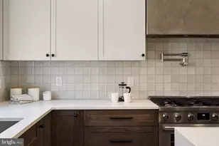 954 N 6th St, Philadelphia, PA 19123 - Photo 16