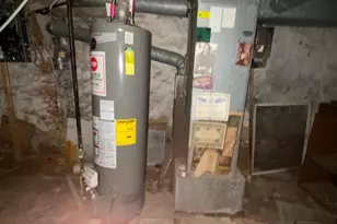 2022 Bellevue St, Philadelphia, PA 19140 - Photo 14