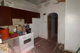 2022 Bellevue St, Philadelphia, PA 19140 - Photo 8