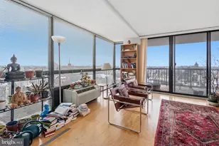 241 S 6th St, Philadelphia, PA 19106 - Photo 4