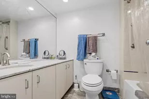 241 S 6th St, Philadelphia, PA 19106 - Photo 22