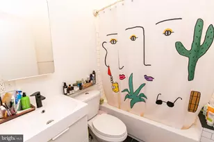 2106 E York St, Philadelphia, PA 19125 - Photo 8