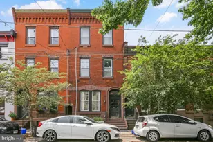 2106 E York St, Philadelphia, PA 19125 - Photo 14