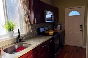 520 Strahle St, Philadelphia, PA 19111 - Photo 8