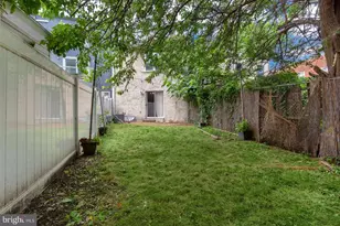 941 New Market St, Philadelphia, PA 19123 - Photo 10