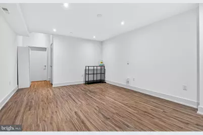 607 N 6th Street, Philadelphia, PA 19123 - Photo 32