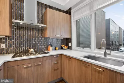 607 N 6th Street, Philadelphia, PA 19123 - Photo 8