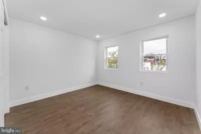 2033 N 9th Street, Philadelphia, PA 19122 - Photo 32