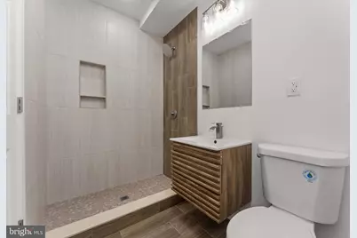 2033 N 9th Street, Philadelphia, PA 19122 - Photo 18