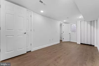 2033 N 9th Street, Philadelphia, PA 19122 - Photo 16