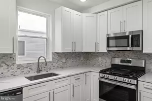 2033 N 9th St, Philadelphia, PA 19122 - Photo 24
