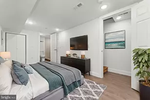 2033 N 9th St, Philadelphia, PA 19122 - Photo 4