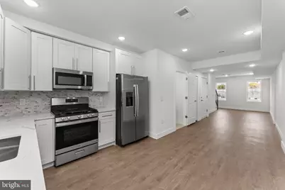 2033 N 9th Street, Philadelphia, PA 19122 - Photo 26