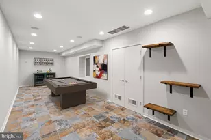 765 S 15th St, Philadelphia, PA 19146 - Photo 52