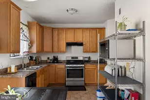 2719 Meyer Pl, Philadelphia, PA 19114 - Photo 4