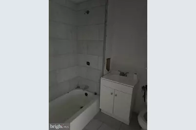 1536 N Peach Street N, Philadelphia, PA 19131 - Photo 6
