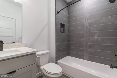 437 N 35th Street #D, Philadelphia, PA 19104 - Photo 6