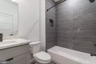 437 N 35th St, Philadelphia, PA 19104 - Photo 6