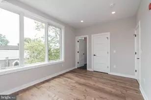 437 N 35th St, Philadelphia, PA 19104 - Photo 10