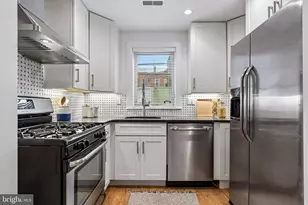 313 Mercy St, Philadelphia, PA 19148 - Photo 10