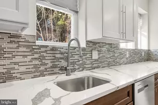 5039 Schuyler St, Philadelphia, PA 19144 - Photo 10