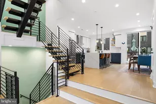 2512 E Cumberland St, Philadelphia, PA 19125 - Photo 10