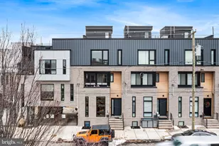 2512 E Cumberland St, Philadelphia, PA 19125 - Photo 2