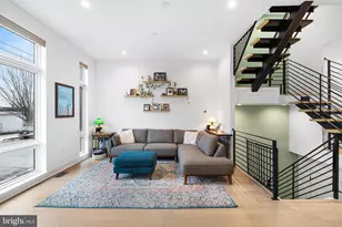 2512 E Cumberland St, Philadelphia, PA 19125 - Photo 4