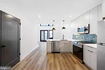 17 Girard Ave Avenue W #4, Philadelphia, PA 19123 - Photo 2