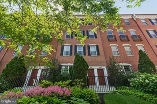 105 Commodore Court, Philadelphia, PA 19146 - Photo 1