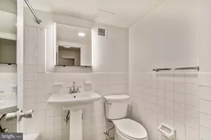 226 W Rittenhouse Square, Philadelphia, PA 19103 - Photo 16