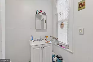 131 W Susquehanna Ave, Philadelphia, PA 19122 - Photo 6