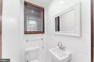 2641 Tulip St, Philadelphia, PA 19125 - Photo 10