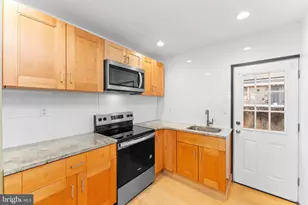 2641 Tulip St, Philadelphia, PA 19125 - Photo 12