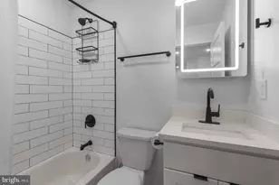 212 Catharine St, Philadelphia, PA 19147 - Photo 16