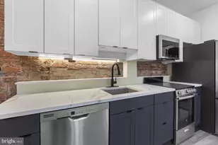 212 Catharine St, Philadelphia, PA 19147 - Photo 10