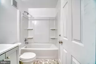 10203 E Keswick Rd, Philadelphia, PA 19114 - Photo 16