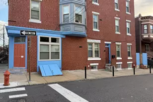 2620 Brown St, Philadelphia, PA 19130 - Photo 16