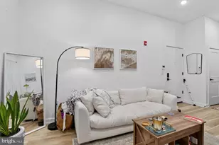 1415 Locust St, Philadelphia, PA 19102 - Photo 4