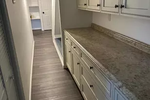 254 W Wellens Ave, Philadelphia, PA 19120 - Photo 10