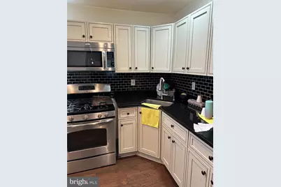 254 W Wellens Avenue, Philadelphia, PA 19120 - Photo 4