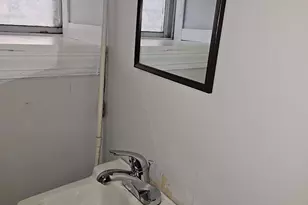 1744 Stocker St, Philadelphia, PA 19145 - Photo 6