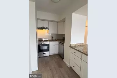 2101-17 Chestnut Street #1815, Philadelphia, PA 19103 - Photo 6