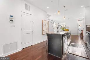 2013 E York St, Philadelphia, PA 19125 - Photo 8