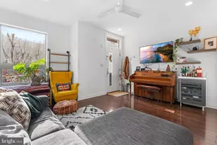 2013 E York St, Philadelphia, PA 19125 - Photo 6