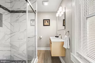 930 N 30th St, Philadelphia, PA 19130 - Photo 16