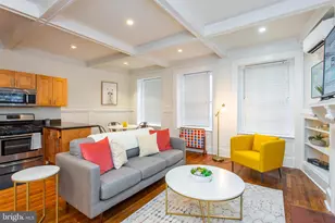 2134 Locust St, Philadelphia, PA 19103 - Photo 4