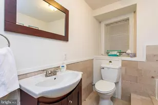 2134 Locust St, Philadelphia, PA 19103 - Photo 26