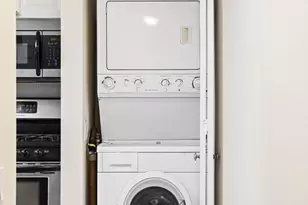 1326 Spruce St, Philadelphia, PA 19107 - Photo 10