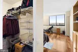 1326 Spruce St, Philadelphia, PA 19107 - Photo 14